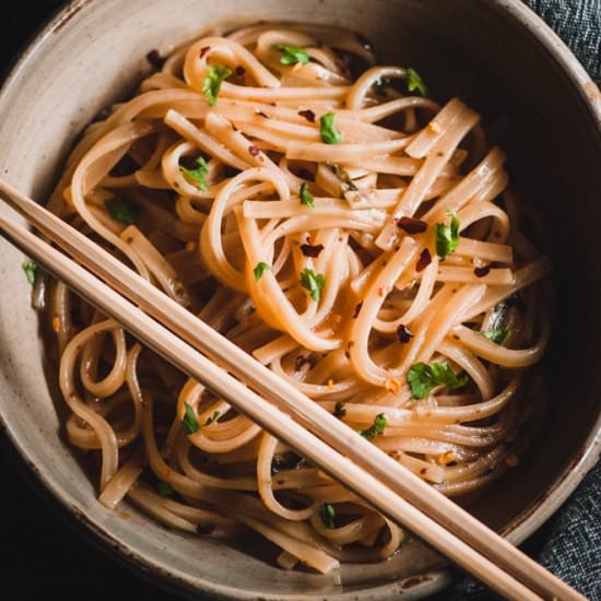 Instant Pot Sticky Noodles