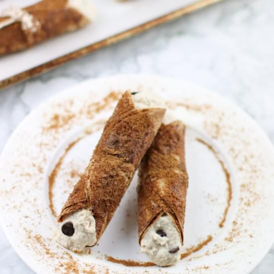 Baked Tortilla Vegan Cannoli