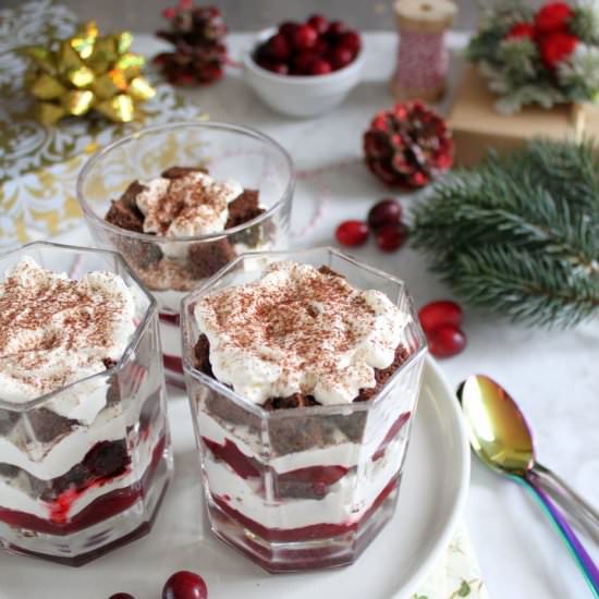 Vegan cranberry Black Forest in jar