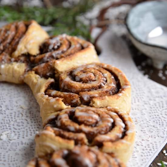 Cinnamon Bun Wreath