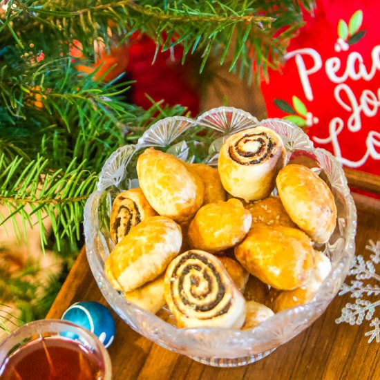Kileche (Assyrian Holiday Cookies)
