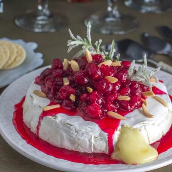 Baked Brie with Cranberries