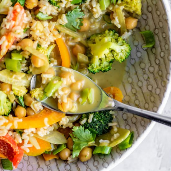 Easy Chickpea Veggie Curry