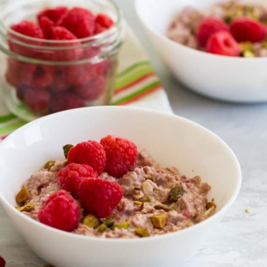 Raspberry Overnight Oats