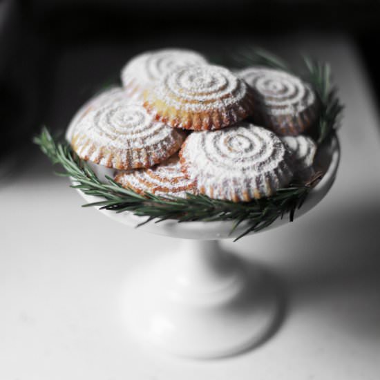 gluten free cornmeal fig ma’amoul