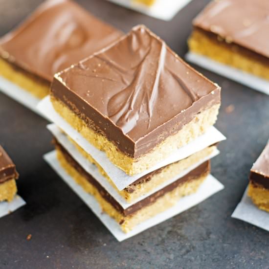 4-Ingredient Chocolate PB Bars