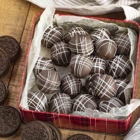 Oreo Balls (aka Oreo Truffles)