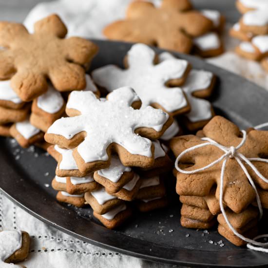 Snowflake Maple Cookies