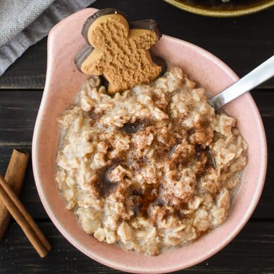 Healthy Gingerbread Oatmeal