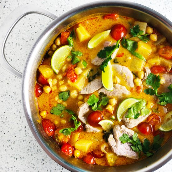 15-Minute Thai Chickpea Curry