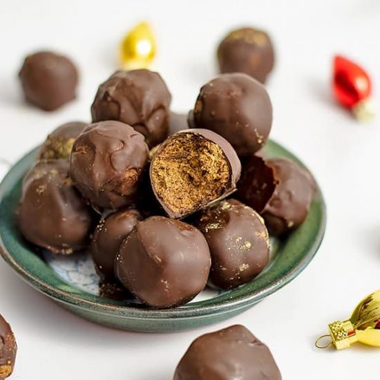 Healthy Gingerbread Truffles