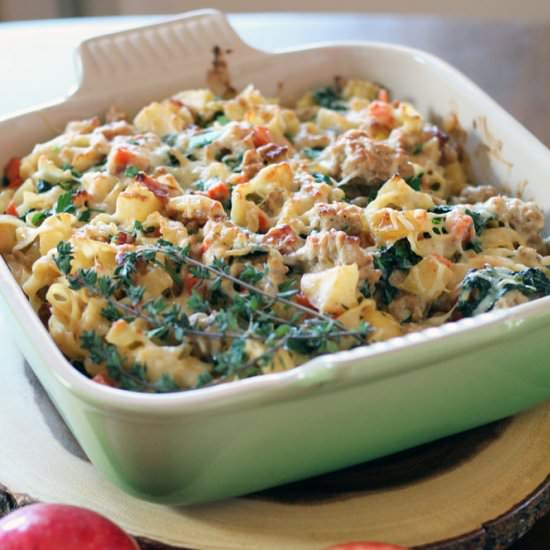 Pork, Bacon & Apple Pasta Bake