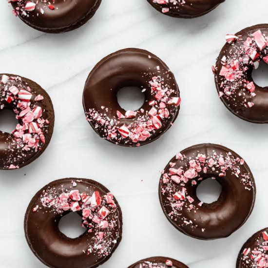 Vegan Peppermint Mocha Donuts