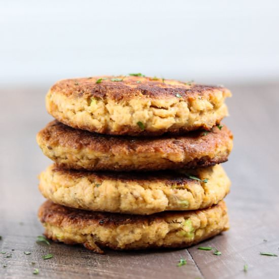 Easy Paleo Salmon Cakes