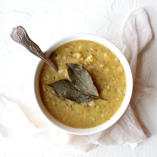 Golden split pea soup