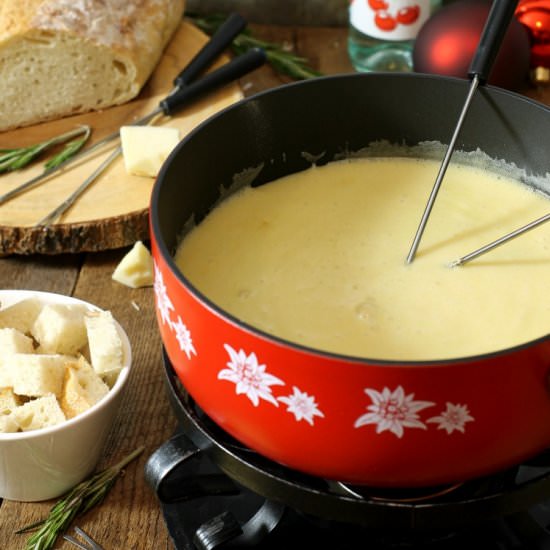 Authentic Swiss Cheese Fondue