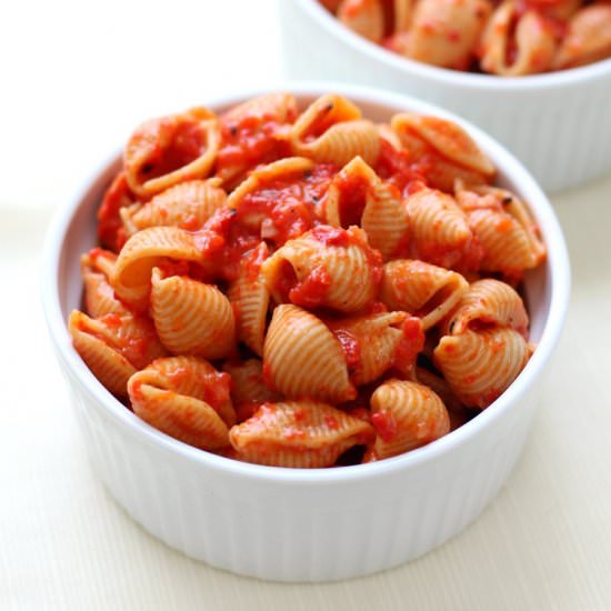 GF/V Creamy Roasted Pepper Pasta