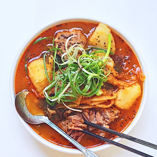 Kimchi, Meat and Potatoes Stew