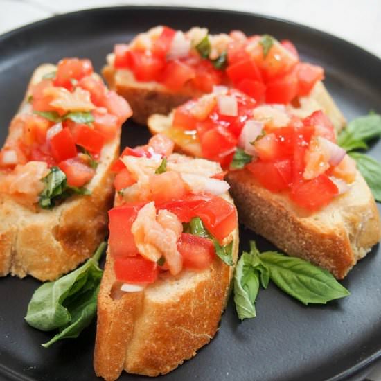 Smoked salmon bruschetta