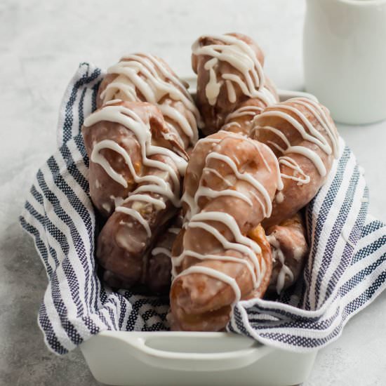 Cinnamon Roll Donuts