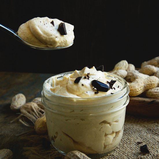 Low-Carb Peanut Butter Mousse