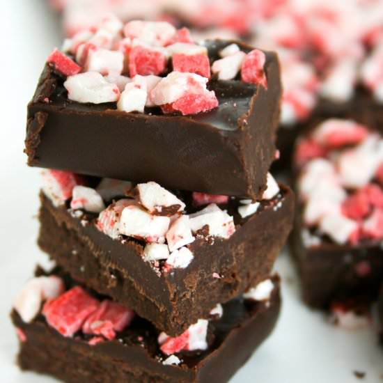 Healthy Chocolate Peppermint Fudge