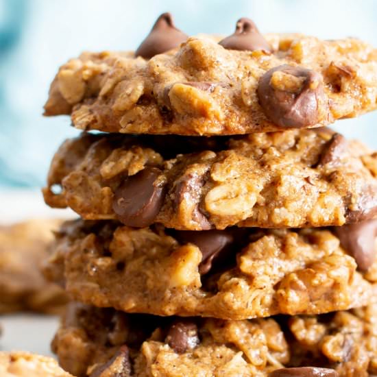 Chewy Oat Chocolate Chip Cookies