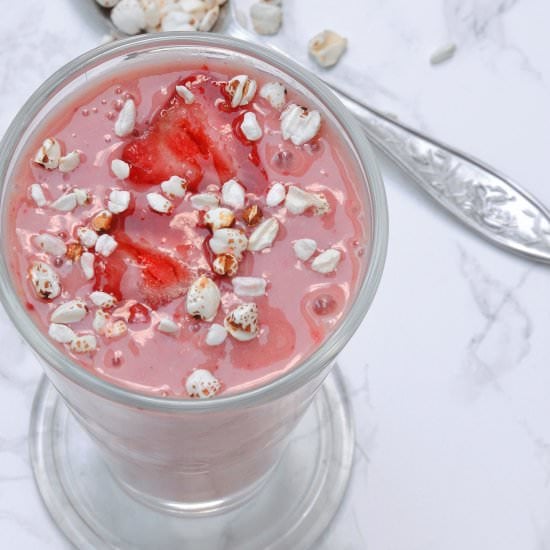 Vegan Strawberry Milkshake