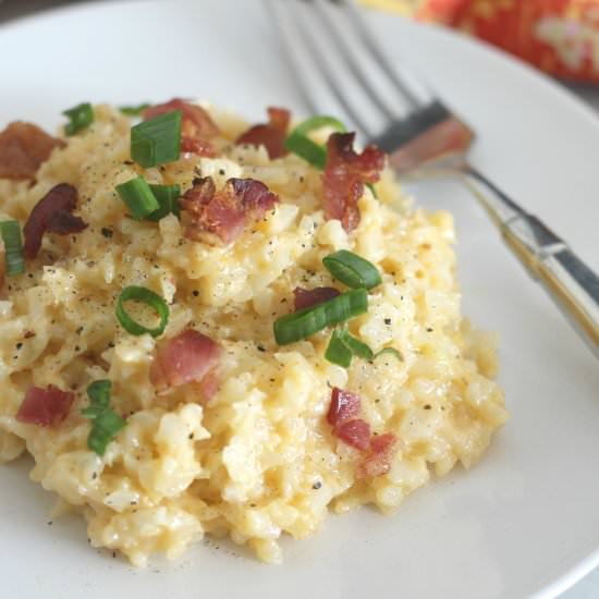 Cheesy Cheddar Cauliflower Rice