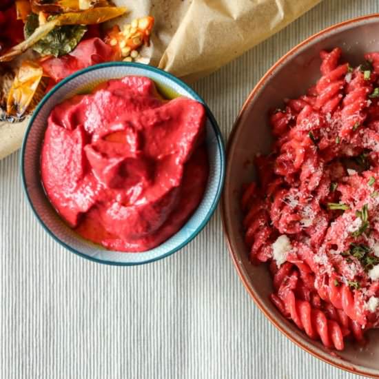 Pepper and beets pasta sauce