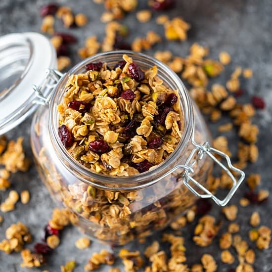 cranberry pistachio granola