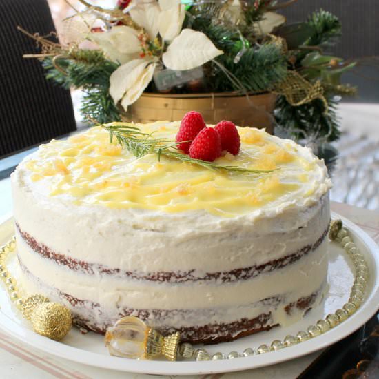 Gingerbread cake with lemon icing