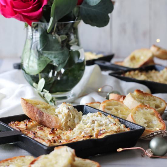 ROASTED CAULIFLOWER & ARTICHOKE DIP