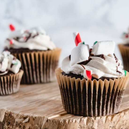 Peppermint Hot Chocolate Cupcakes