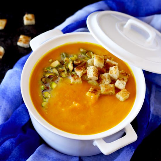 Carrot Soup with Ginger & Turmeric