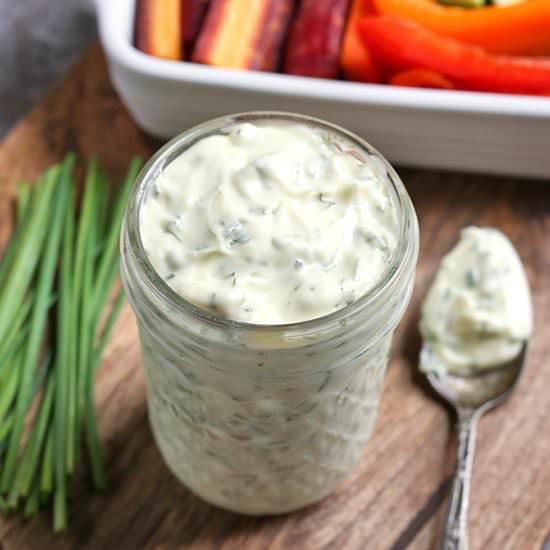 Paleo Low FODMAP Ranch Dressing
