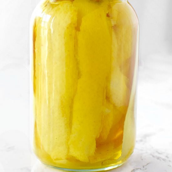 Homemade Pure Lemon Extract