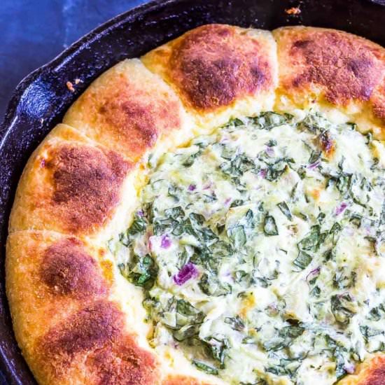 Keto Spinach Dip Pull-Apart Rolls