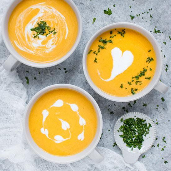 Instant Pot Carrot Lemongrass Soup