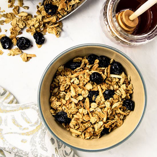Healthy Cherry Vanilla Granola