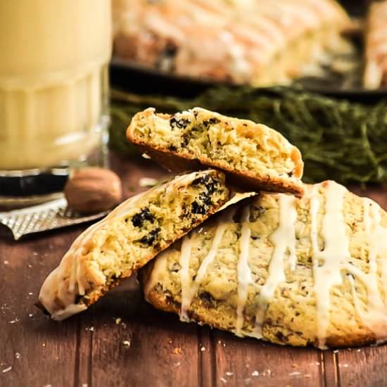 “Egg”nog Chocolate Chunk Scones