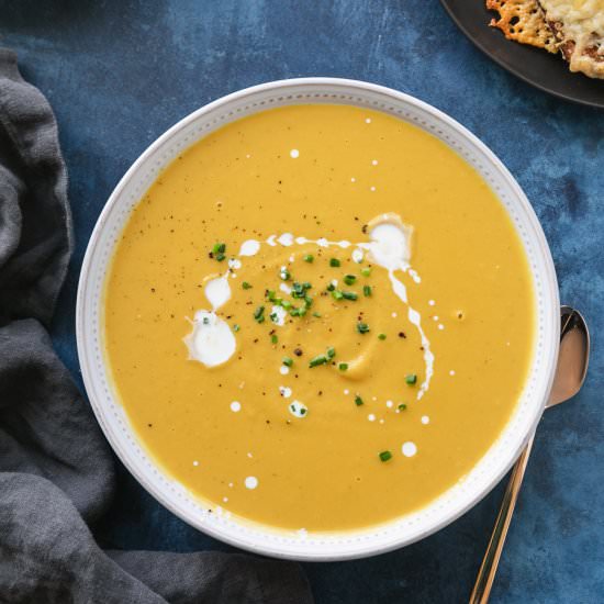 Roasted Root Vegetable Soup