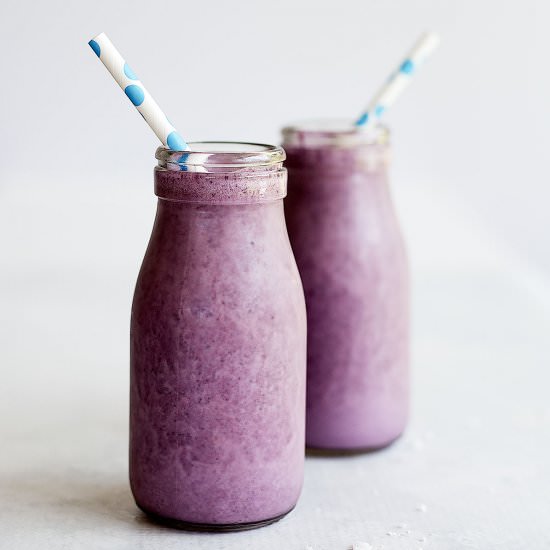Dairy Free Blueberry Smoothies