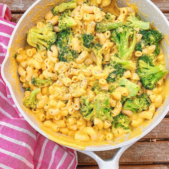 Creamy Vegan Macaroni & Cheese