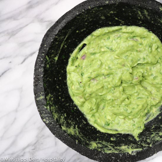 Simple and Quick Guacamole