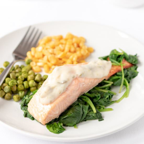 Healthy Grilled Salmon with Spinach