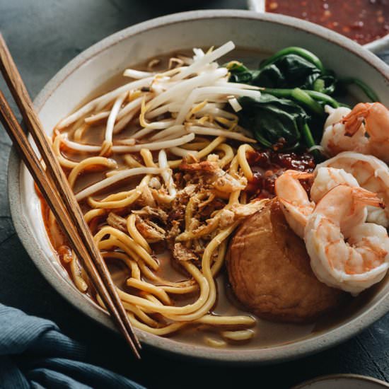 Hokkien Prawn Mee Noodle Soup