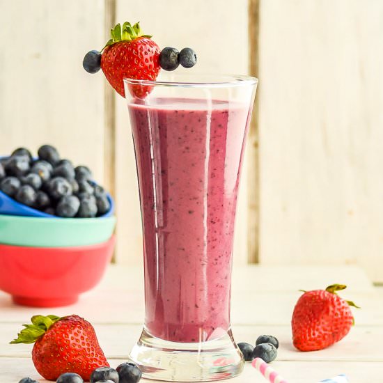 Mixed Berry Coconut Milk Smoothie