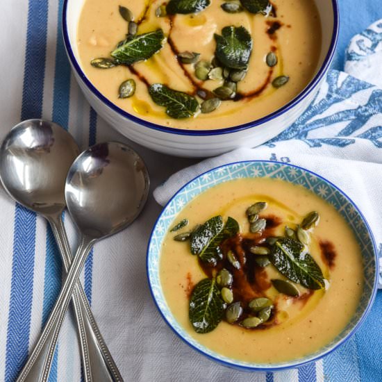 Parsnip & Apple Soup