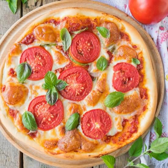 Homemade Pizza Margarita